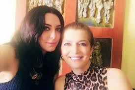 سلاف فواخرجى تحيى ذكرى ميلاد شقيقتها