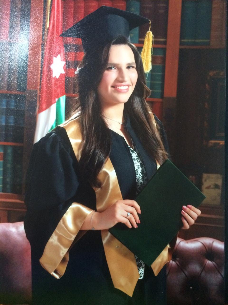 لين محمد خالد.. . مبارك التفوق