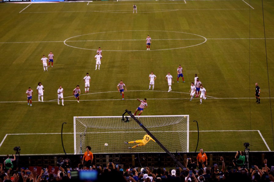 أتلتيكو مدريد «يكتسح» ريال مدريد بـ