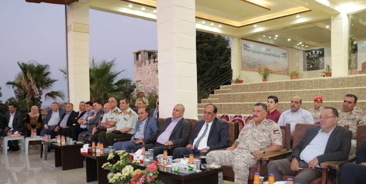 وفد نيابي يزور واجهة المنطقة العسكرية