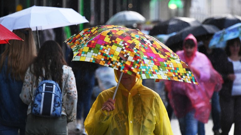 العلماء يكشفون أسباب الحرارة في أوروبا