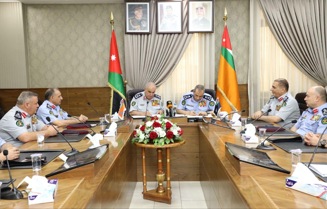 الأمن العام والدفاع المدني يوقعان اتفاقية