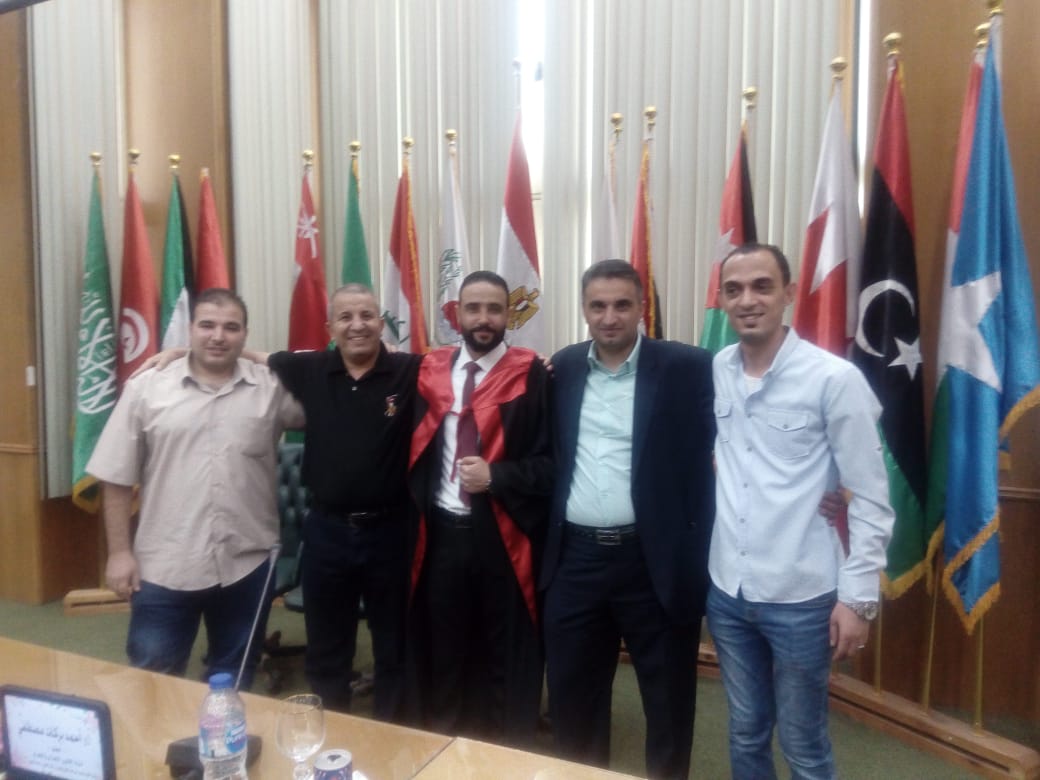 مبروك الدكتوراه في الحقوق لـ امجد