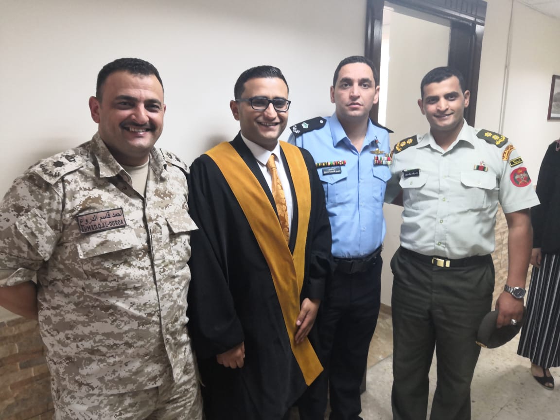 عامر قاسم الدروع مبارك الدكتوراة