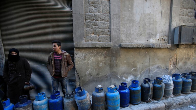 سوريا تعد مواطنيها بشتاء دافئ