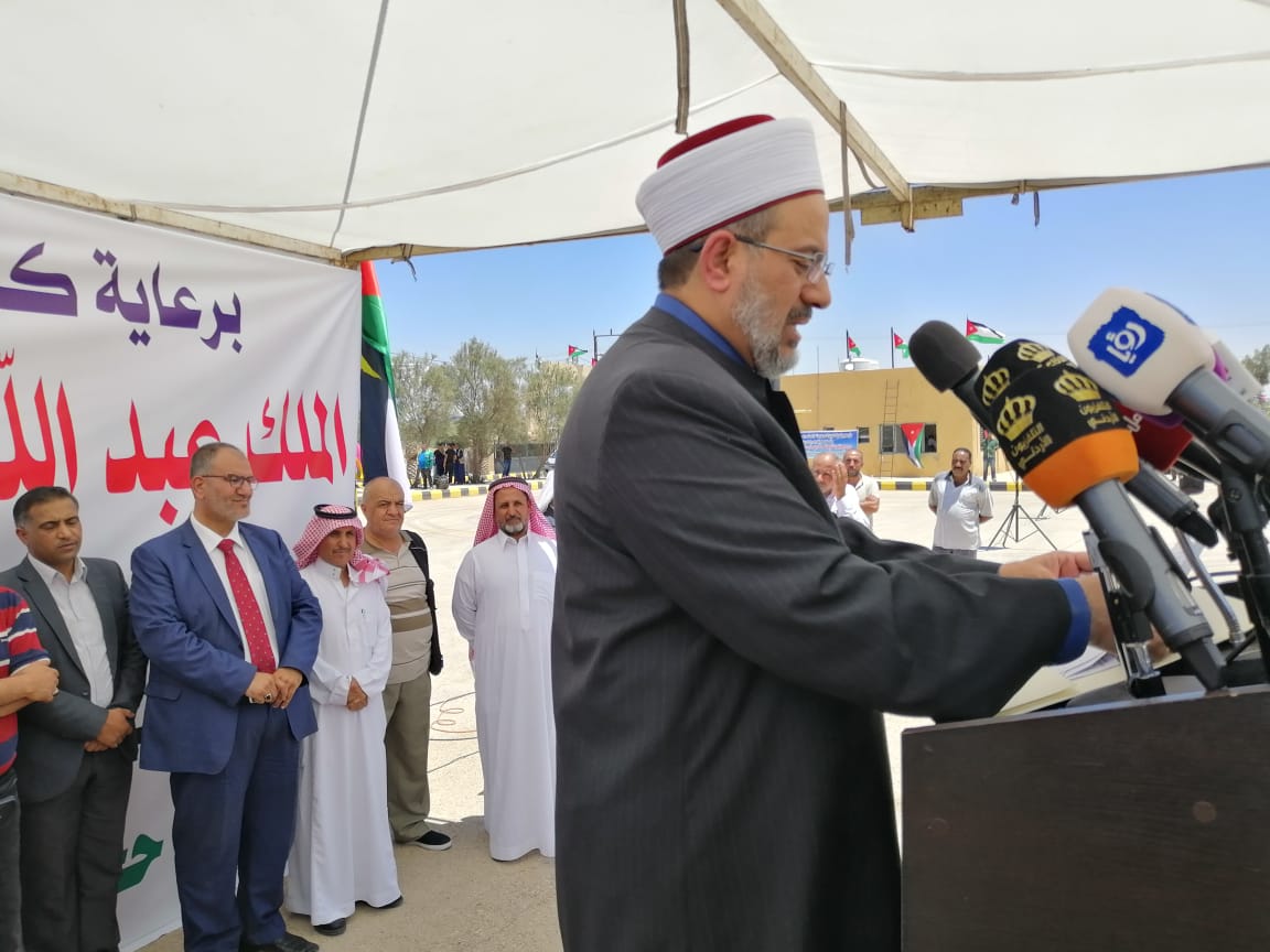 مندوبا عن جلالة الملك.. وزير الأوقاف