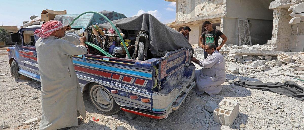 ظروف مروعة.. 450 ألف سوري نزحوا