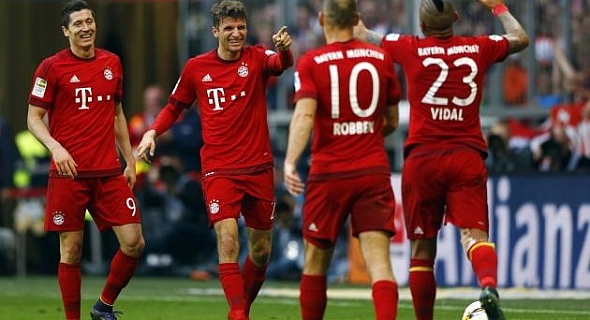 بايرن ميونيخ يحافظ على قمة البوندسليغا