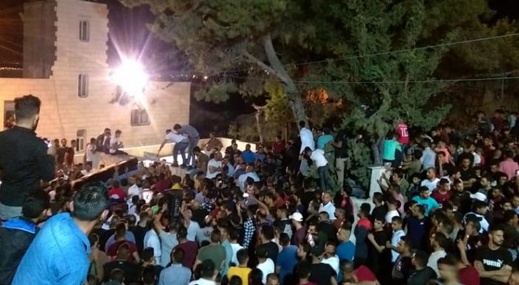 عشائر الخليل تطالب بإعدام قتلة ابنها