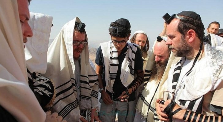 طارق خوري يرفض إغلاق مقام النبي