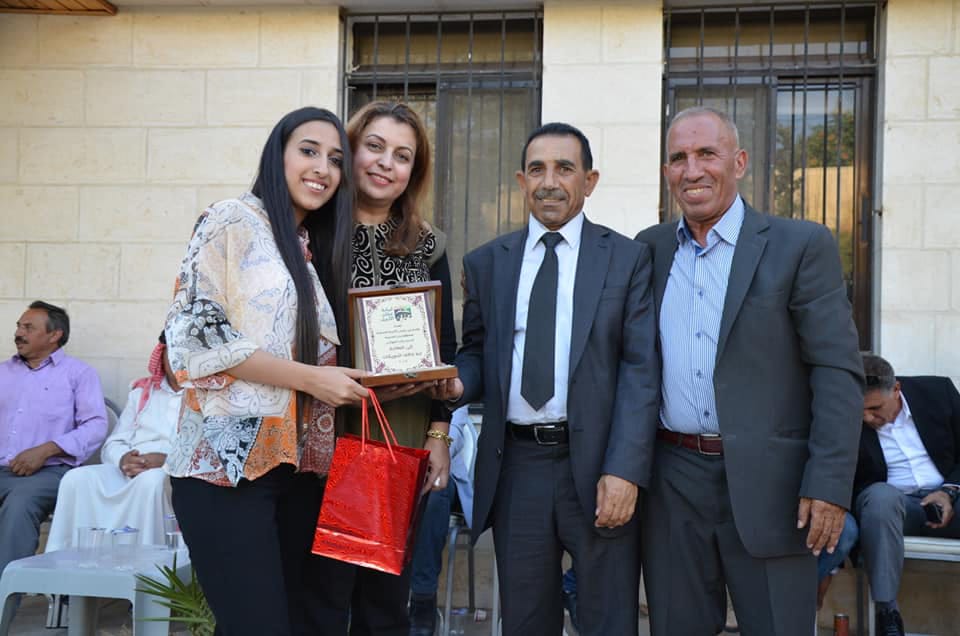 تكريم طلبة الثانوية العامة في بدر