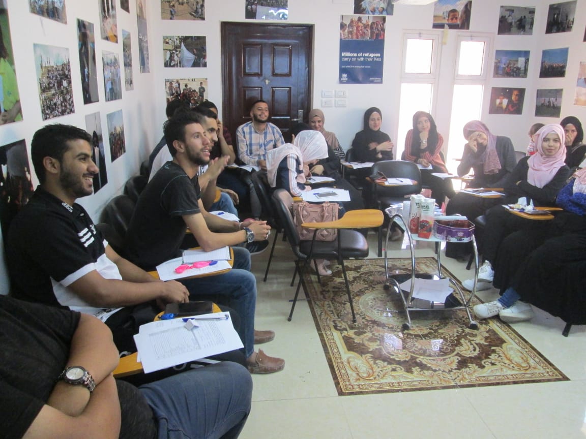 منظمة النهضة (أرض) تمكن 64 شابا