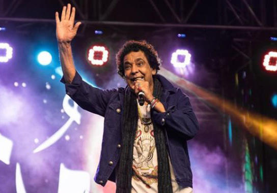 طقوس غريبة لنجوم الغناء قبل مقابلة