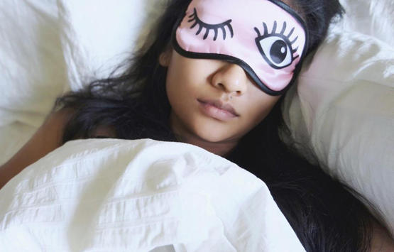 دراسة: من ينام اكثر .. الرجال