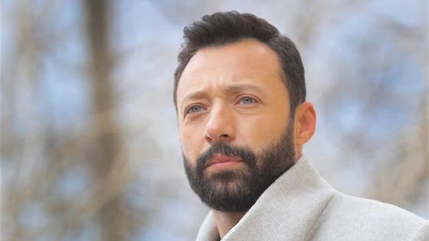 أحمد فهمي يلجأ لمباحث الانترنت ويحذر..