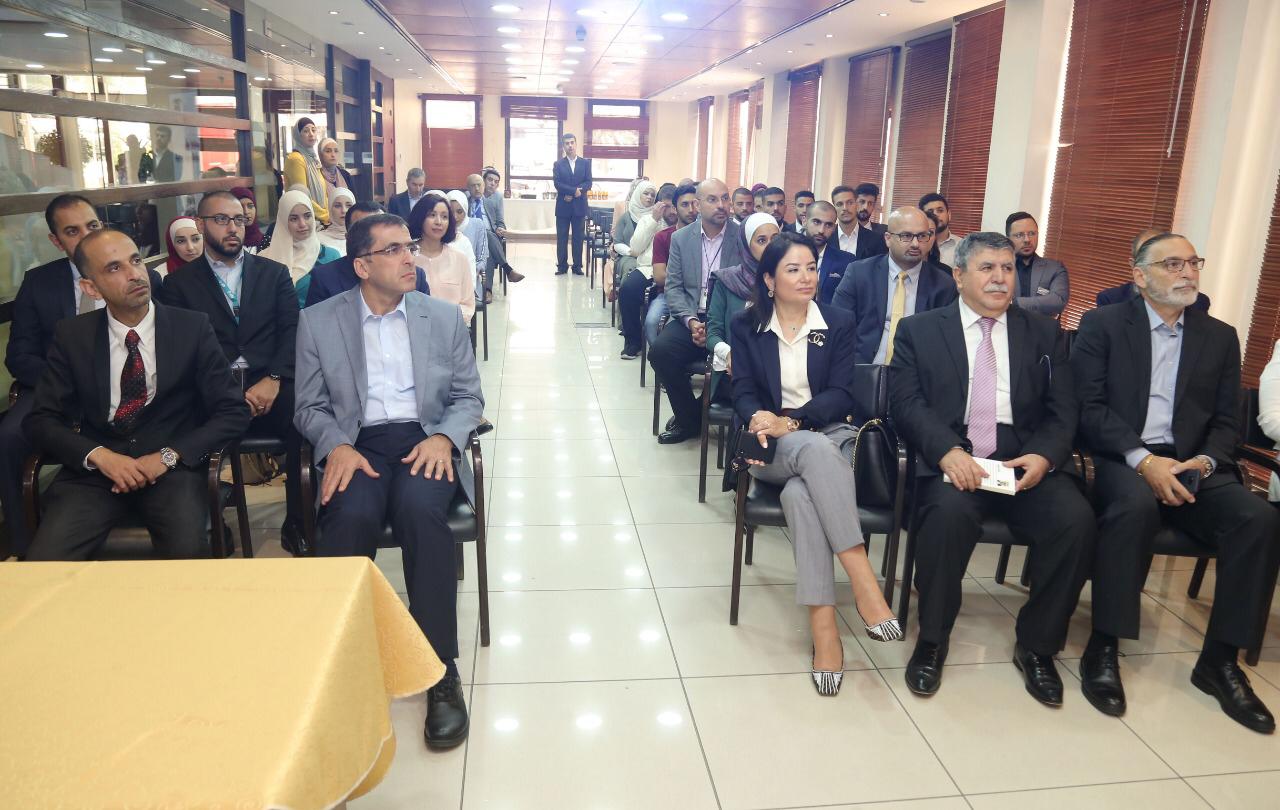 الذنيبات يرعى حفل تخريج برنامج تدريب