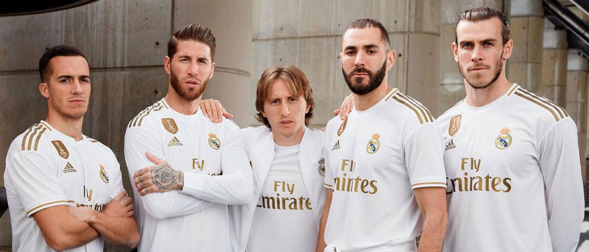 هذا اللاعب سيرتدي قميص رونالدو في