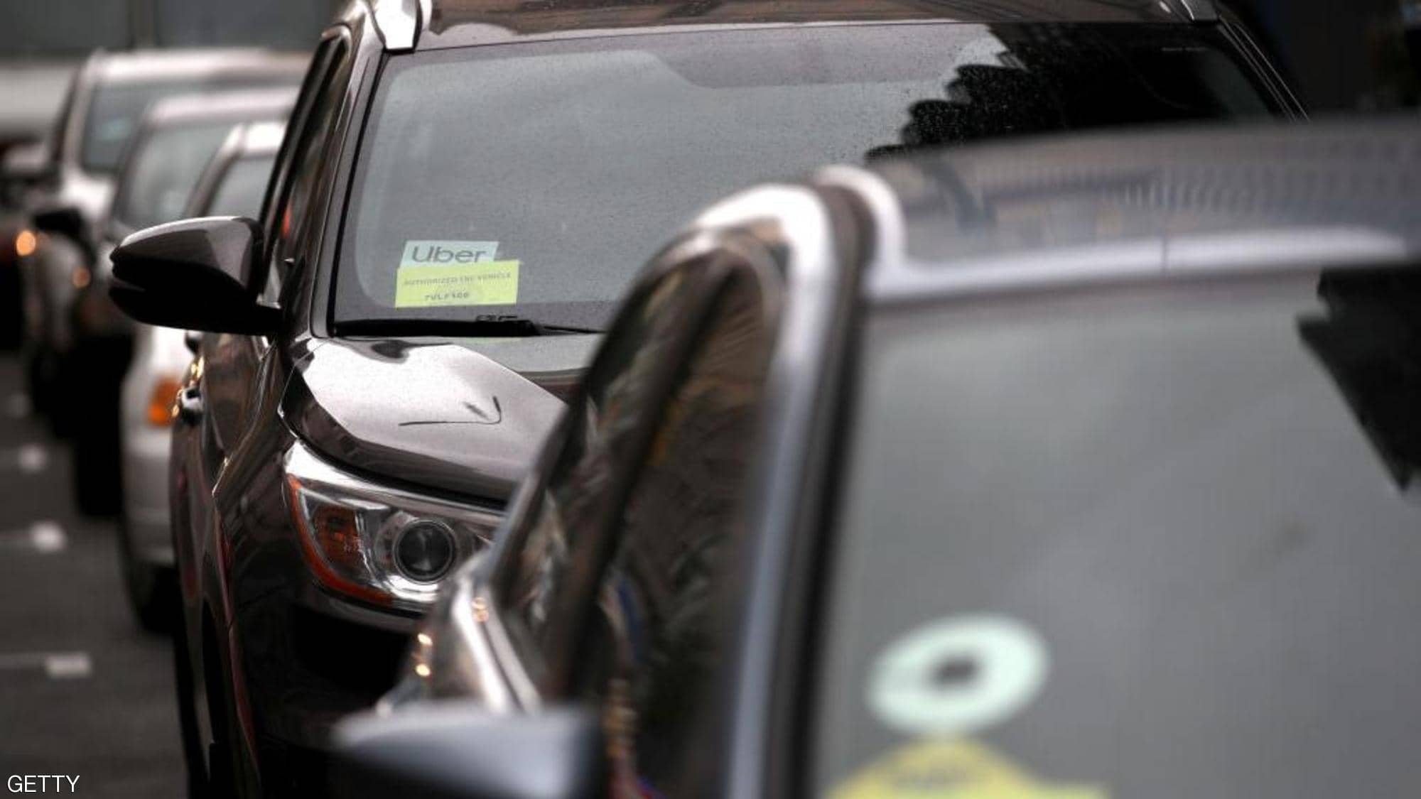 يستدعي سيارة أوبر.. والهدف أغرب طلب