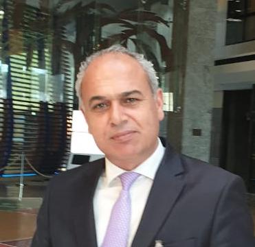 دوجان يكتب: نتقاسم الفقر والكرامة.. لا