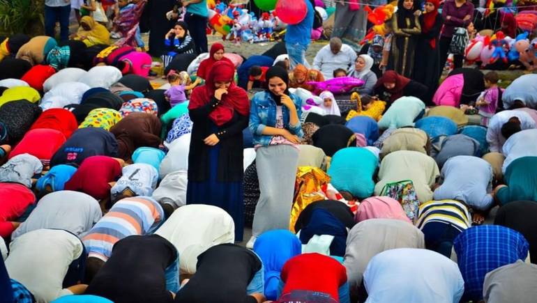 وفاة مواطن مصري جراء السخرية اللاذعة