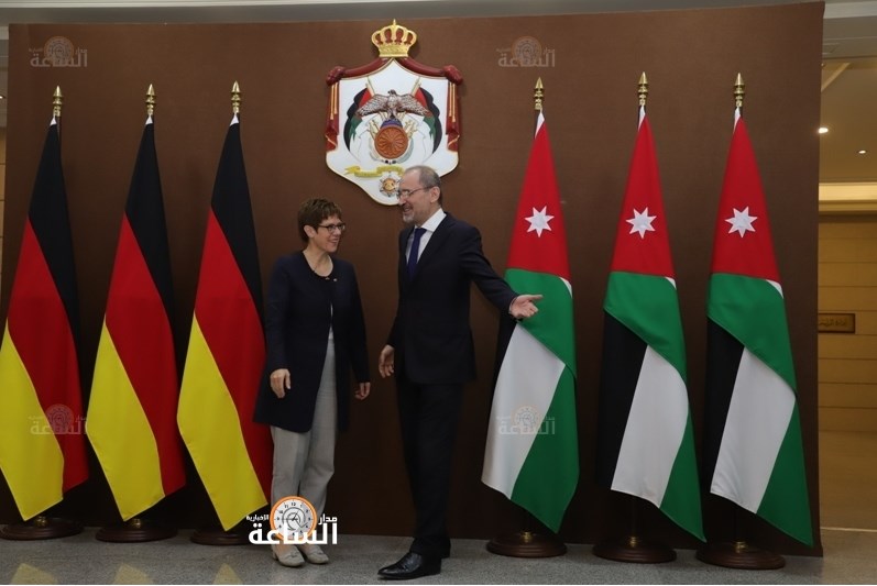 الصفدي يثمن دور المانيا بمساعدة الاردن