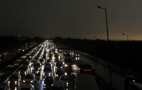 «الطاقة النيابية» تدعو لتجنب فصل التيار