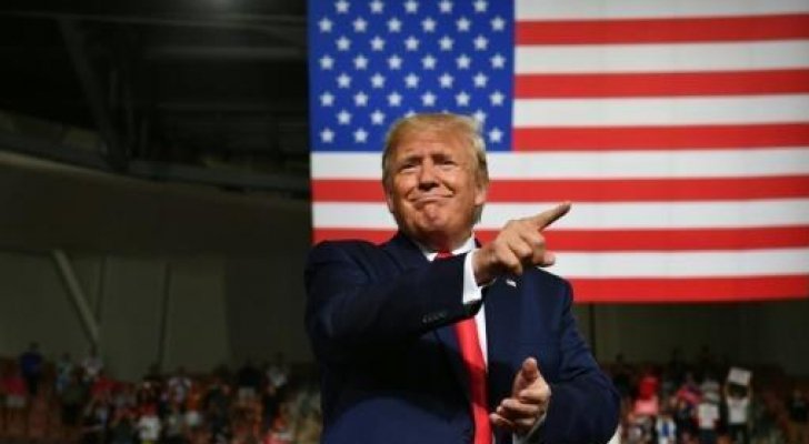 البيت الأبيض يدرس تخفيض الضرائب لتفادي