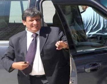 عزايزه يهنئ الاخصائيين الاجتماعيين باليوم العالمي