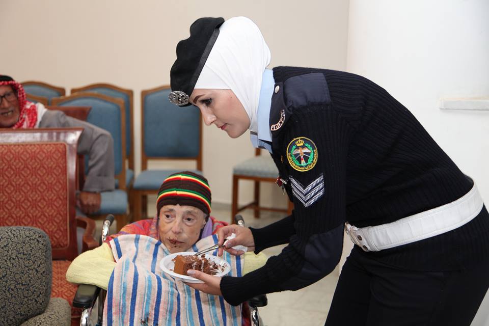 ادارة السير تشارك نزلاء دارات شما