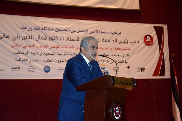 مندوبا عن الأمير فيصل بن الحسين..