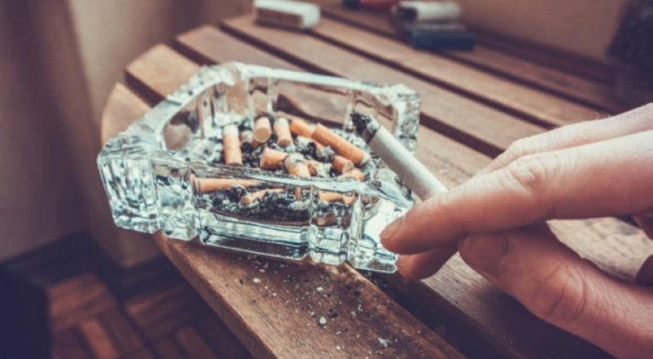 التدخين في المنزل جريمة في تايلاند