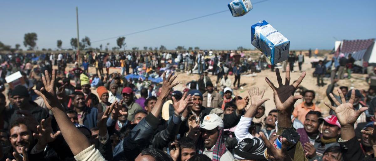 عدد لا يصدق من البشر بحاجة