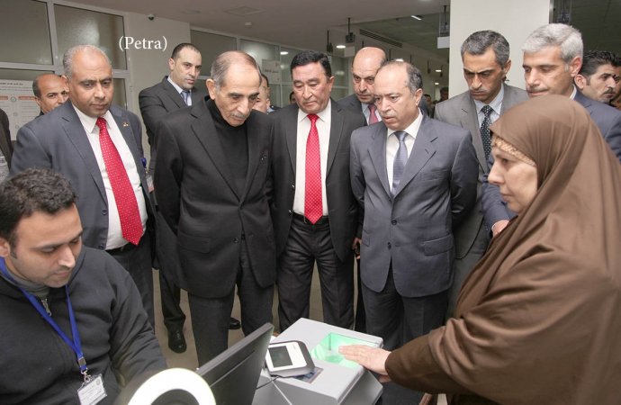 الزعبي: أجهزة في وزارات ومؤسسات لإصدار