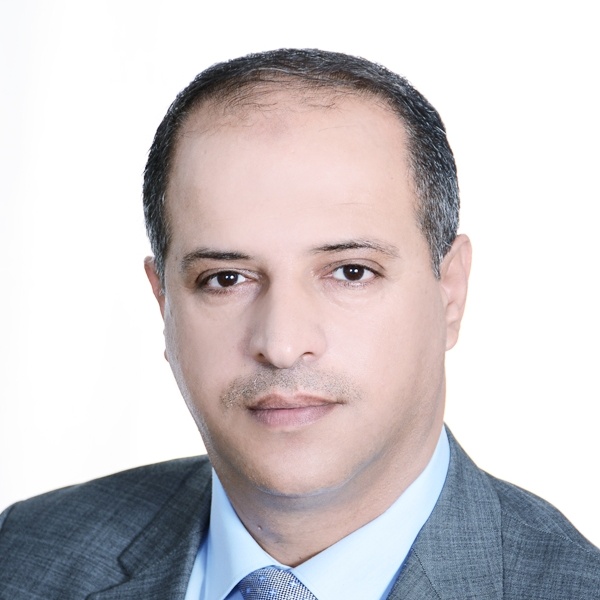 الهقيش يكتب: القانون والإدارة