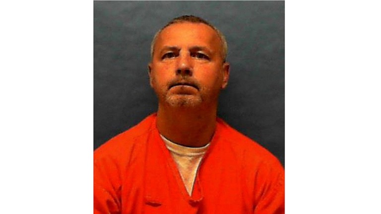 حقنة الإعدام تنهي حياة أمريكي قتل