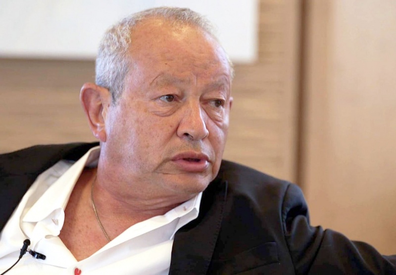 ساويرس «يفتح النار» على مهرجان «كان»