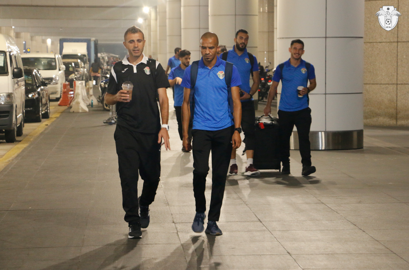 منتخب الأردن يصل ماليزيا في محطة