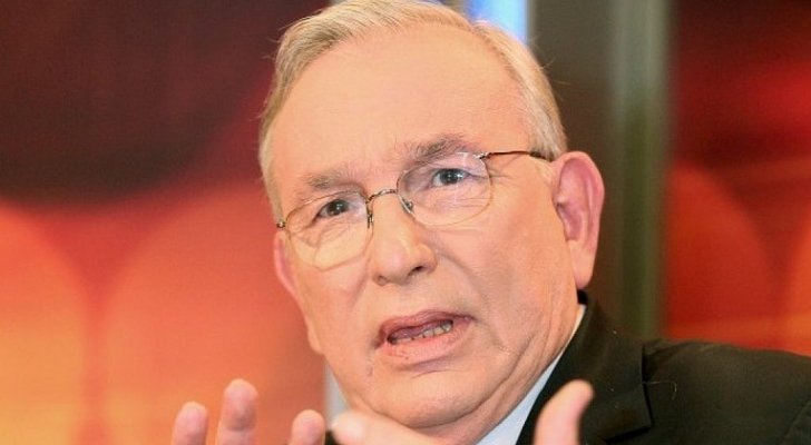 إعلامي صهيوني: العرب ’وحوش البشرية وقتلة‘