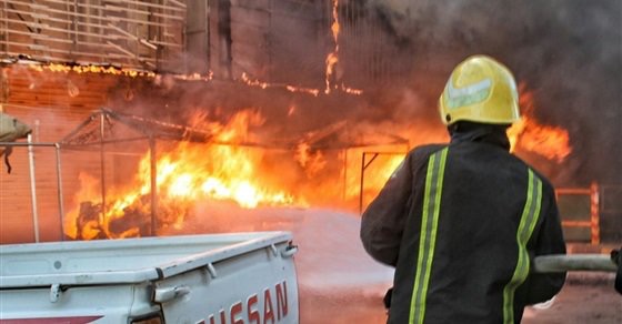 إخلاء ستة أشخاص اثر حريق شقة