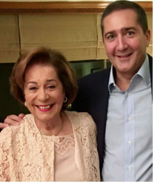 الرفاعي لوالدته: في دفء قلبك احتميت