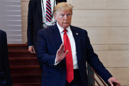 الرعب يخيم.. . ترامب يحذر من