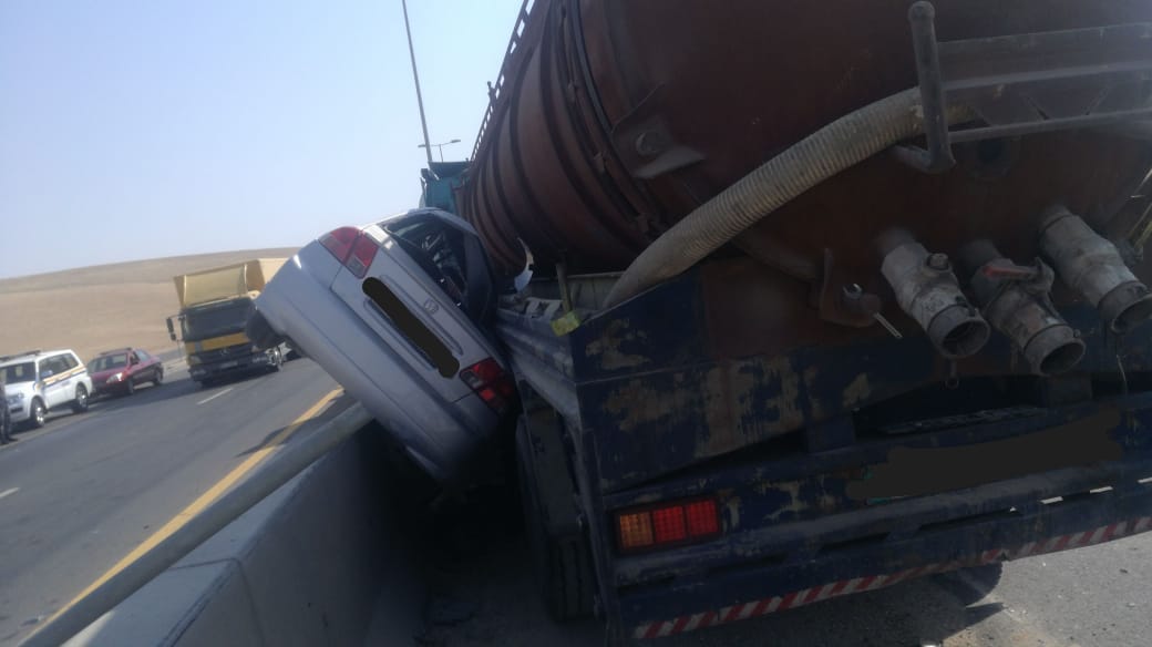 وفاة و5 إصابات بتصادم على شارع