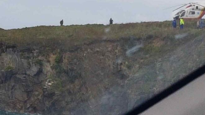 صبي محظوظ ينجو بعدما سقط من