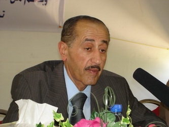 النائب السابق المحامي فلاح القضاة في