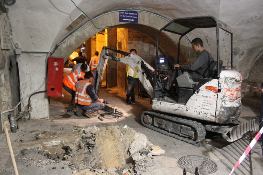 إسرائيل تؤكد وقف الحفريات بالقدس فور