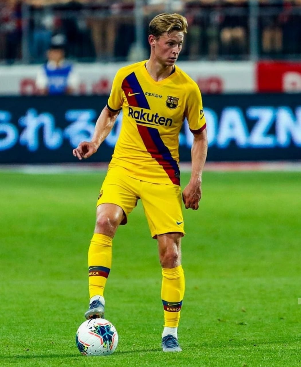 فان جال: برشلونة لا يستغل قدرات