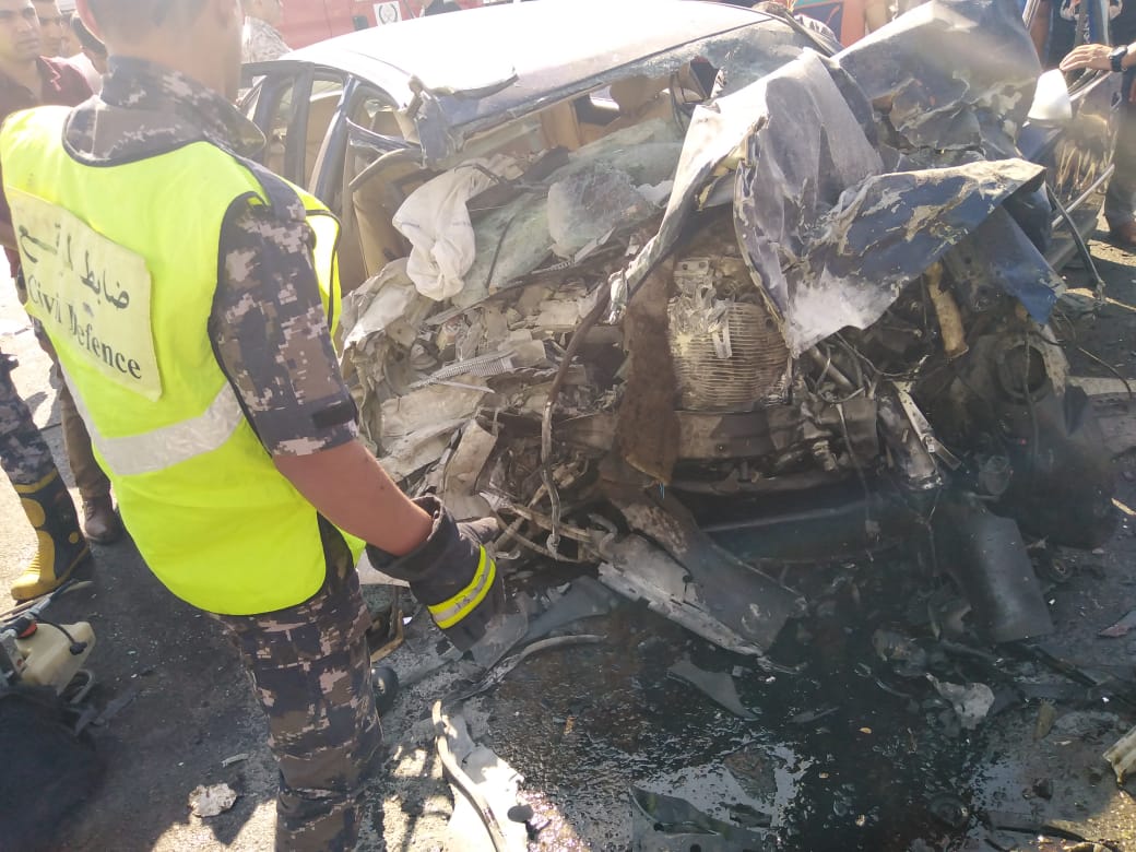 5 وفيات و3 إصابات بتصادم على