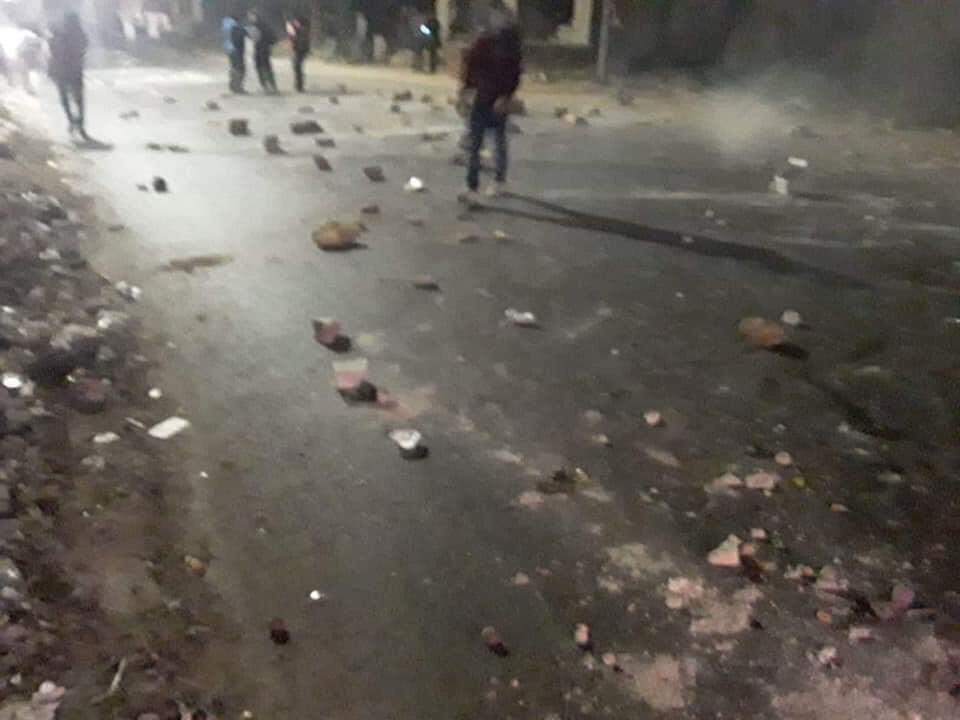 ‏محتجون يغلقون طريق عجلون إربد احتجاجا