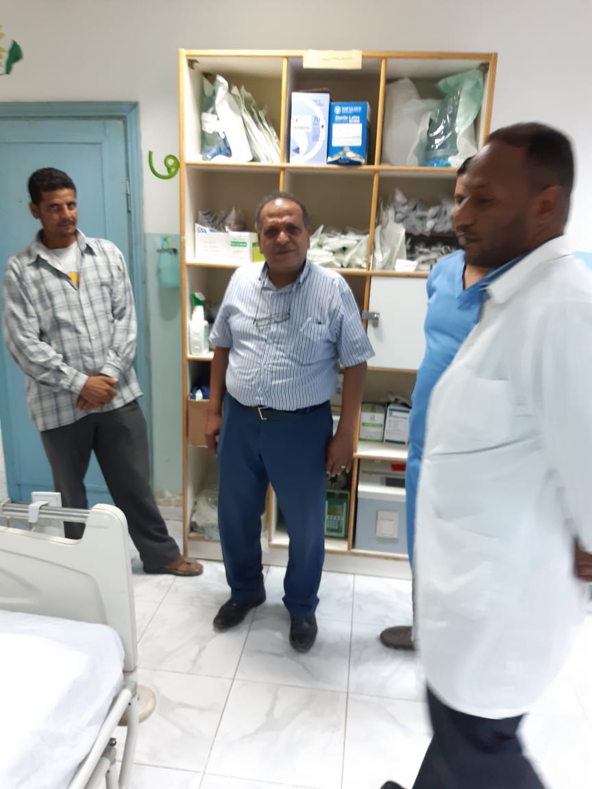 الخليفات يتفقد اقسام وحدة غسيل الكلى