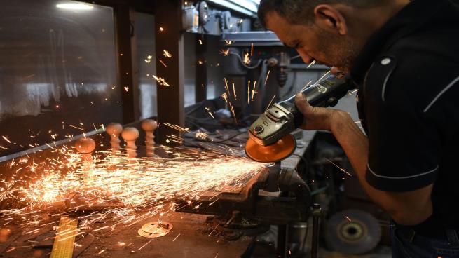 ’ثقافة العيب‘ لا تبرّر البطالة في